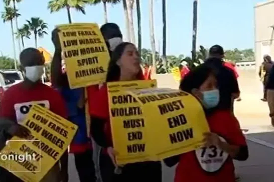 20220414enews_afa-cwa_picket-og.jpg